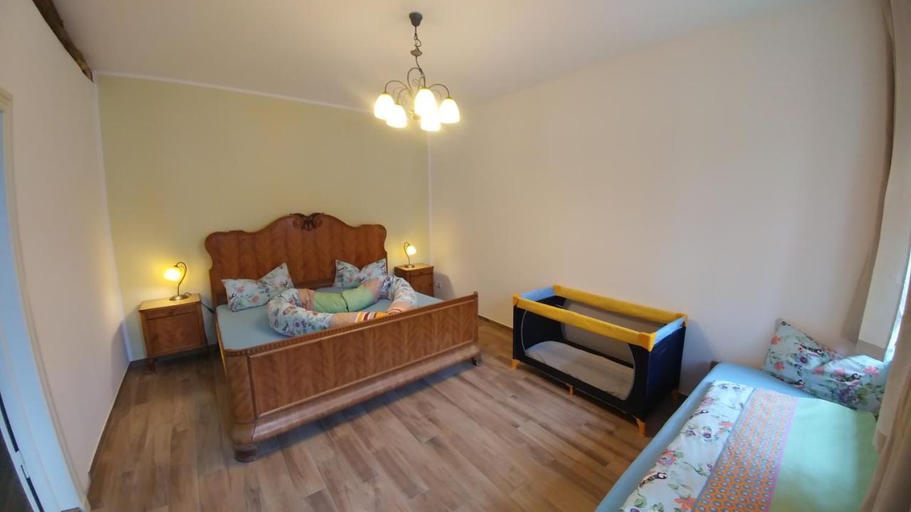 Mirabellenhof - Kleine Ferienwohnung Mit Altstadtblick Biesenthal Exteriér fotografie